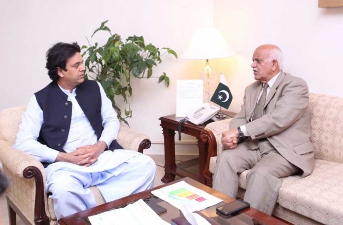 Young-Engineers-&-Architects-to-get-contracts-to-develop-25000-model-villages-across-Pakistan