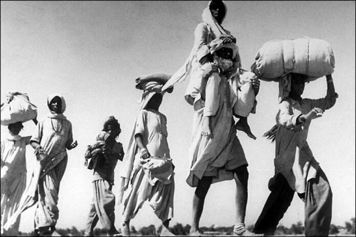 people migrating to Pakistan