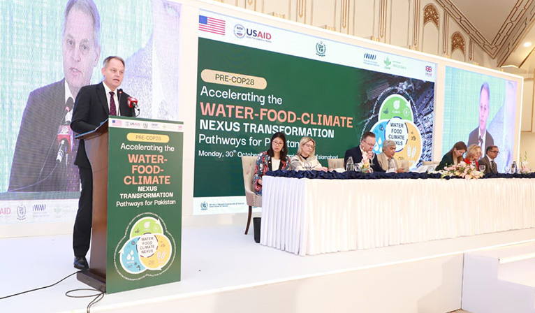 Minister calls for collective action to pressing climate change challenges
